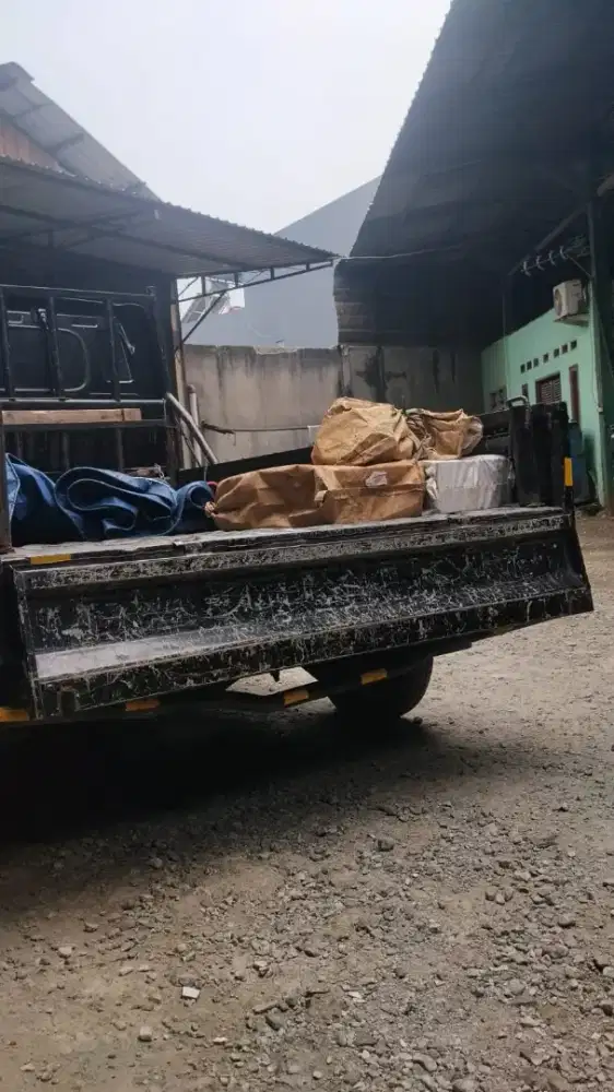 JASA ANGKUT BARANG  PINDAHAN BUANG PUING BONGKARAN RUMAH DLL.