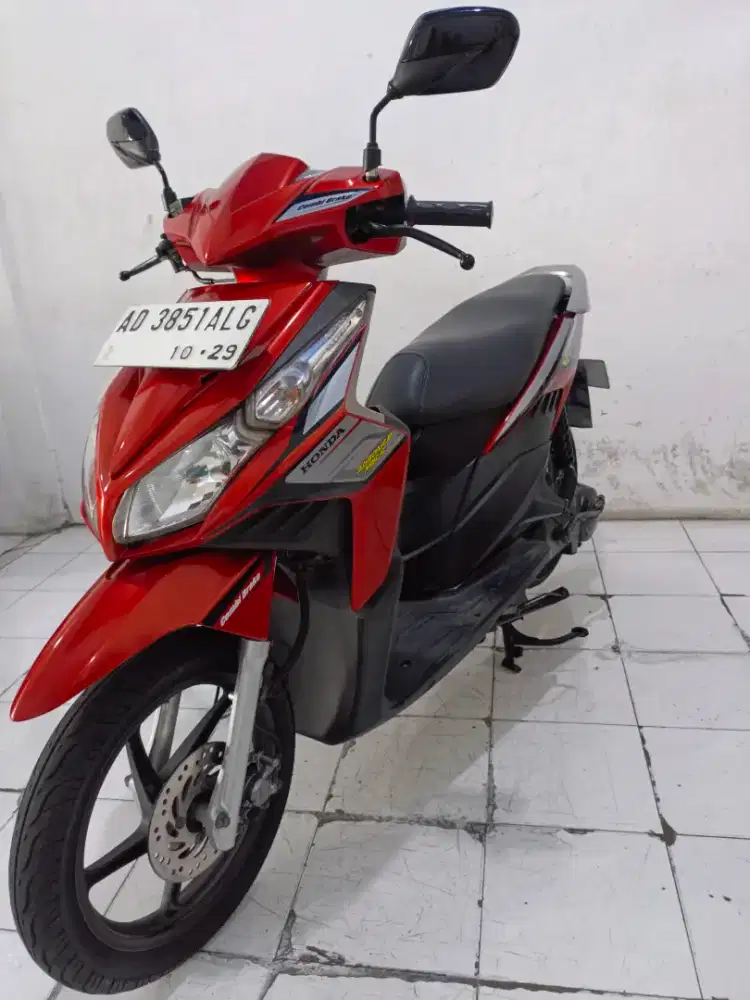 vario techno 110 th 2009 merah
