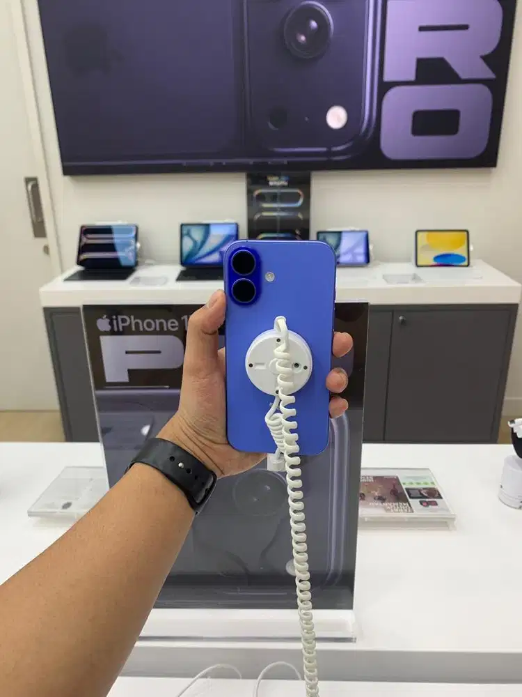 IPHONE 16 128 (Ultra Marine)