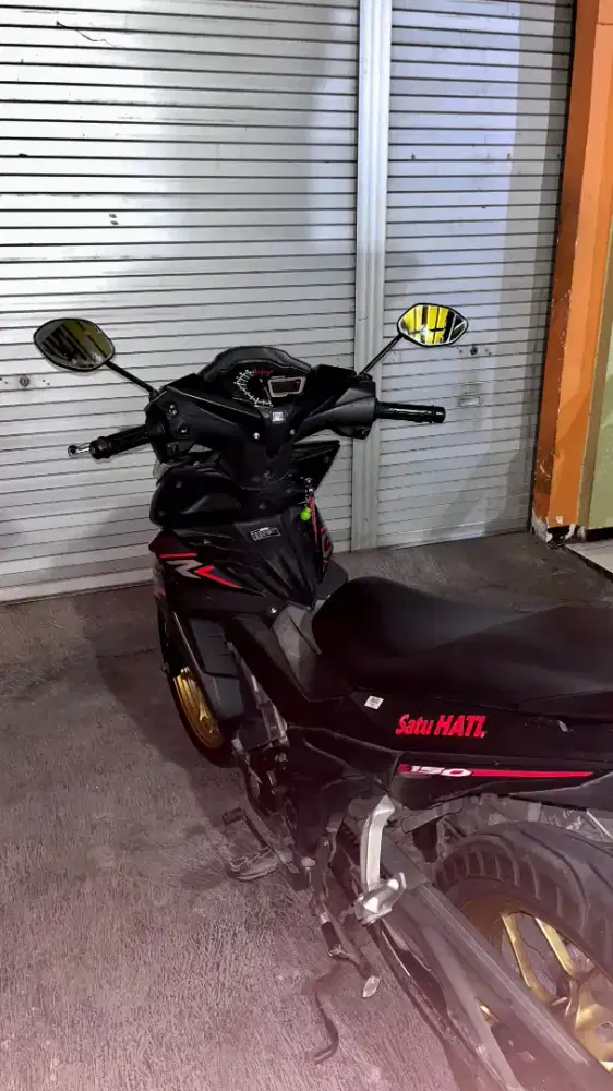 dijual gtr 150 BU. nego atau tanya langsung aja kabari