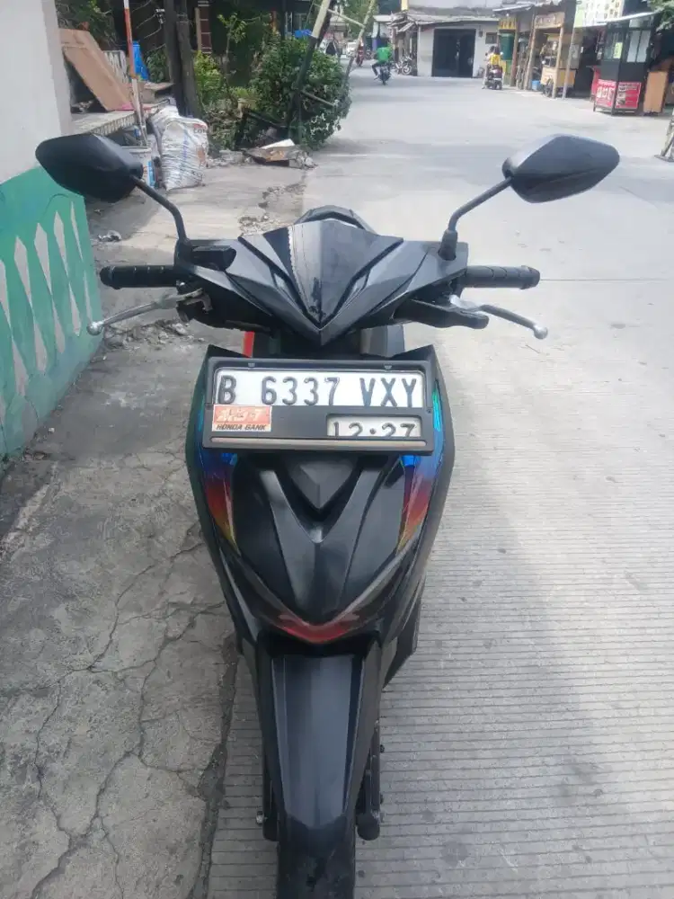 HONDA BEAT DELUXE CBS ISS TH 2022 SURAT LENGKAP KONDISI GRES EX WANITA