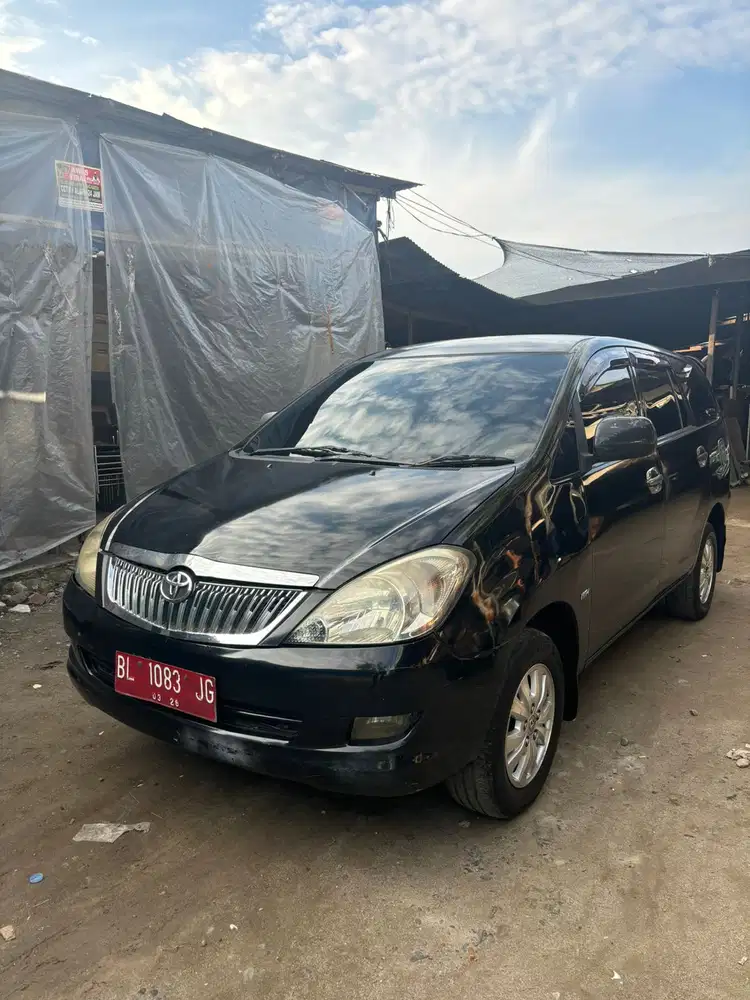 Toyota Kijang Innova 2006 Bensin