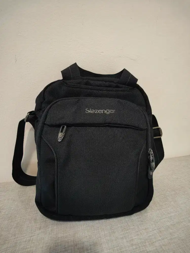 Tas selempang Slazenger
