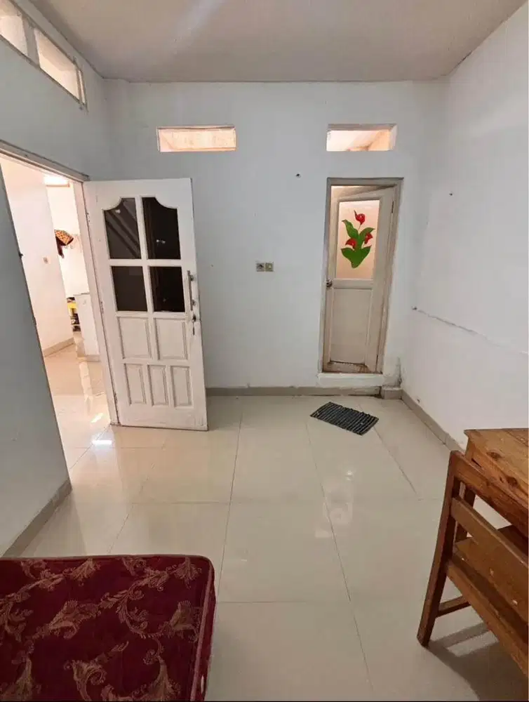 Kos Kost Putri DPA Mercubuana