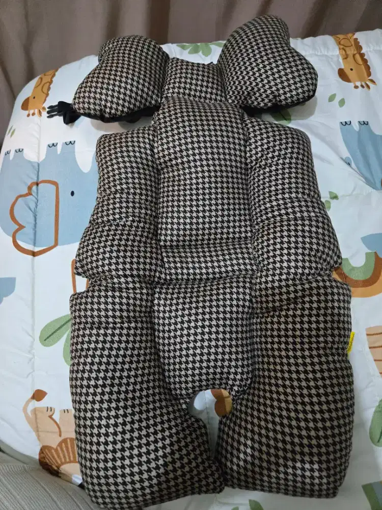 Alas Stroller baru