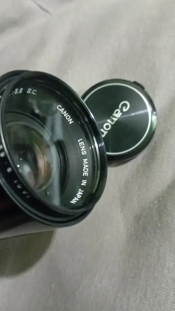 Canon FD 100-200mm f/5.6 S.C..