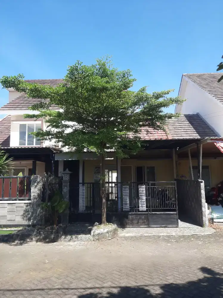 DIJUAL CEPAT rumah di Taman Pondok Jati