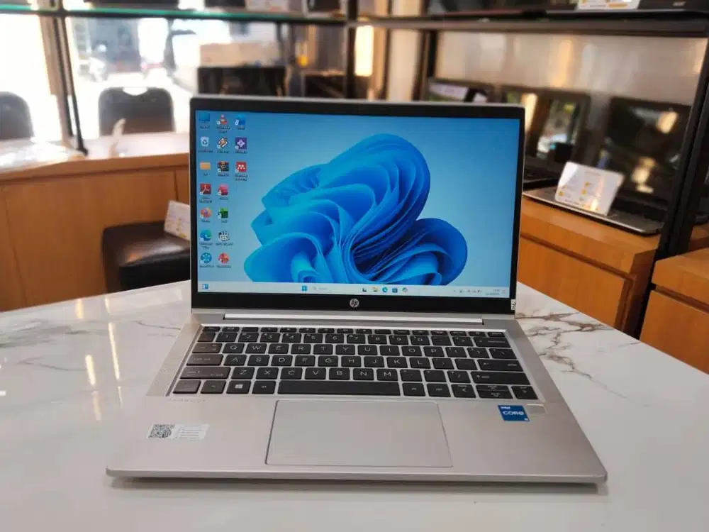 SUPER SALE!! HP PROBOOK 430 G8 CORE I5-1135G7/RAM 8GB/SSD 256GB/14FHD