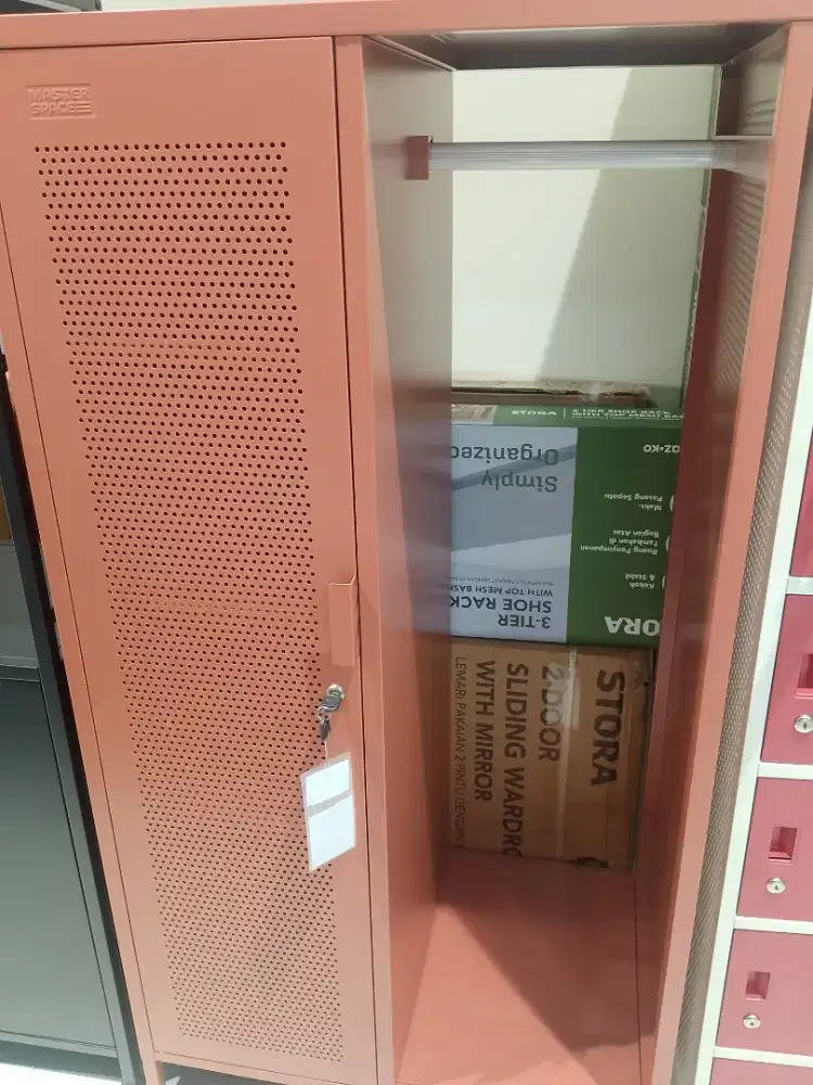 Lemari multifungsi