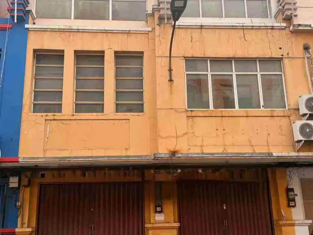 Disewakan ruko gandeng taman palem