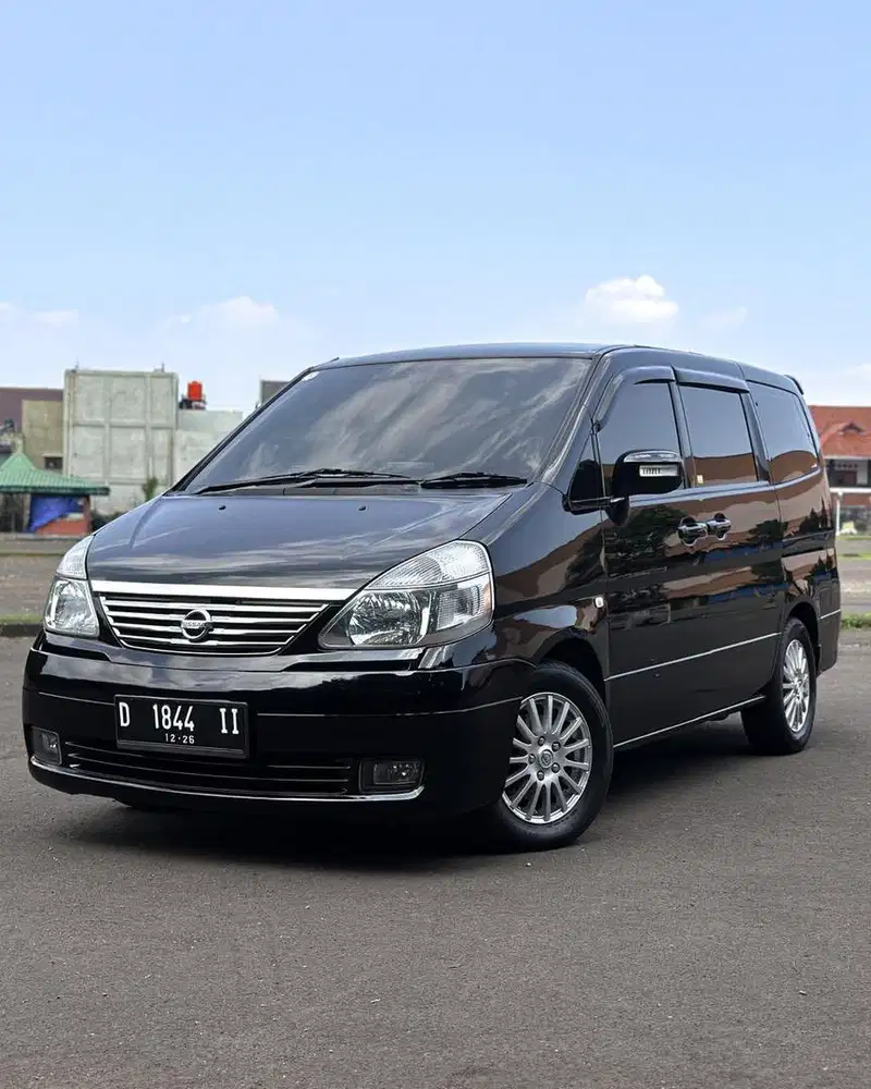 Dp 15jt Nissan Serena Hws at 2012