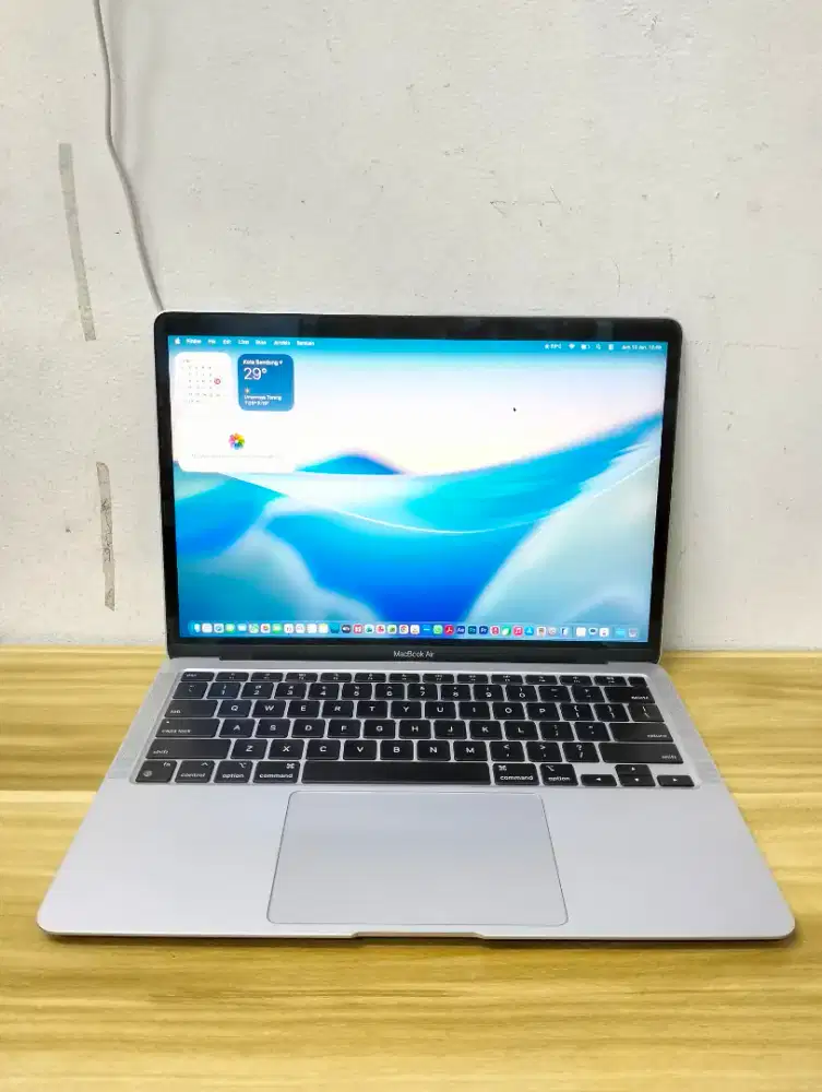 MacBook Air M1 2020 Ram 8GB SSD 256GB Fullset Ex iBox