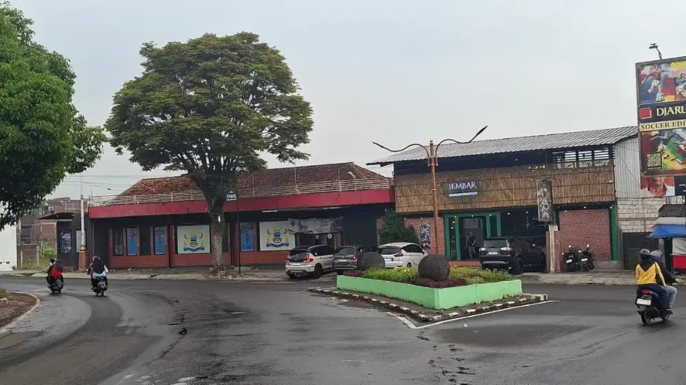 Dijual tanah lokasi strategis bonus bangunan