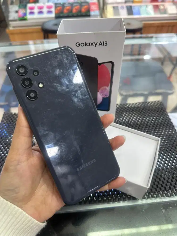 Samsung Galaxy A13 4G 6/128GB Ex Garansi Resmi Sein