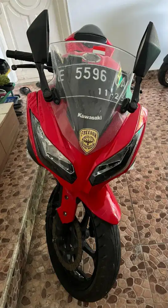 DIJUAL CEPAT KAWASAKI NINJA 250 FI 2016 MERAH-KONDISI ISTIMEWA.