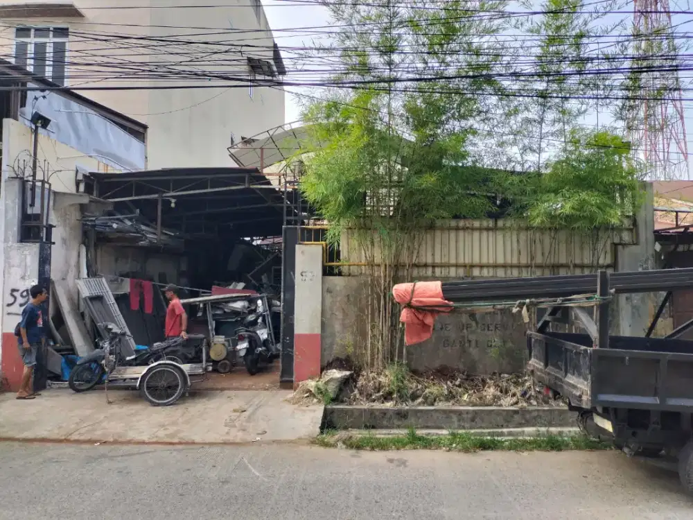 RUMAH DIJUAL MURAH – INVESTASI MENJANJIKAN, 250m2 JALAN DEPAN LEBAR