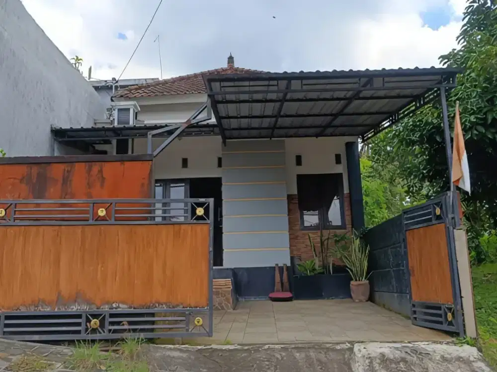 Dijual Rumah bonus Tanah Kosong di Perumahan Golden Land Denpasar