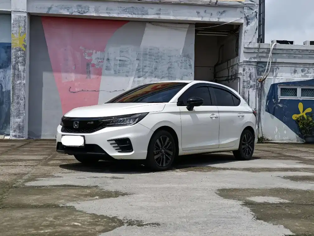 City RS 1.5 Hatcback AT 2023