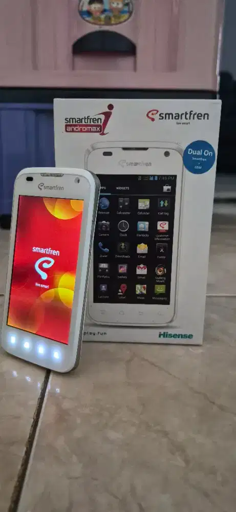 Smartfren Andromax i 4GB/512MB