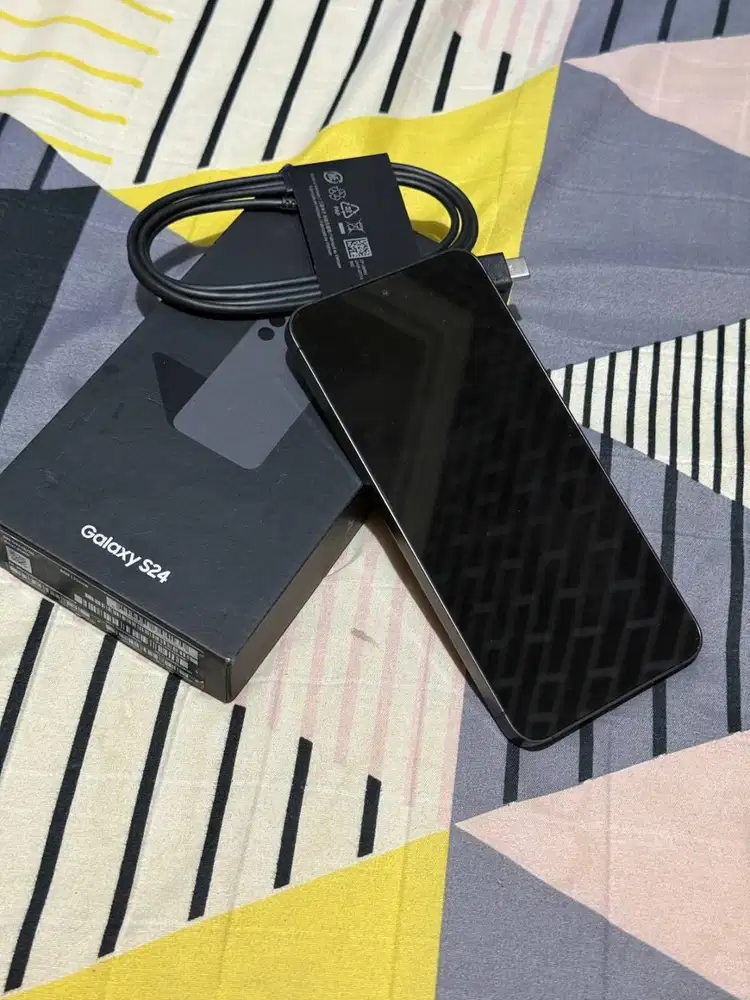 SAMSUNG S24 HITAM 8/256 GB