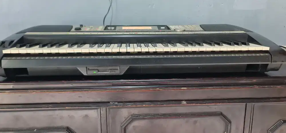 Keyboard Yamaha psr 740 mulus