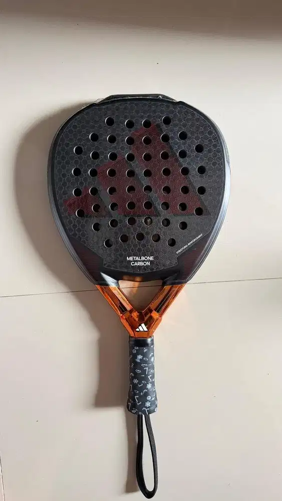 Raket padel adidas metalbone carbon 3.3