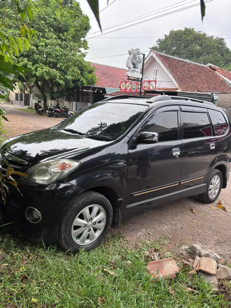 Toyota Avanza 2011 Bensin