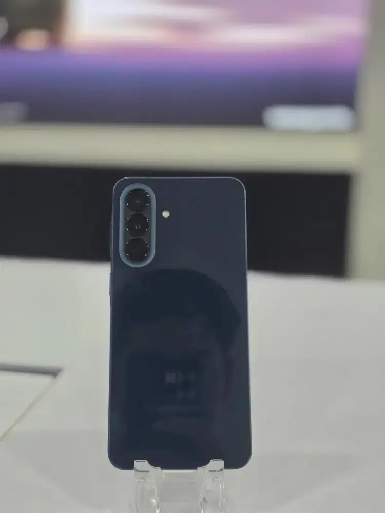 SAMSUNG GALAXY A57