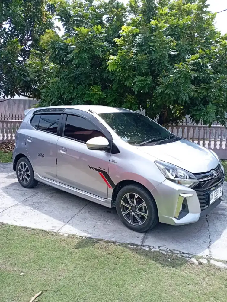 Siganteng tampil dulu yg lain mundur dulu