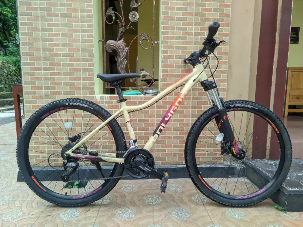 sepeda MTB Polygon cleo ukuran 27.5 frame S