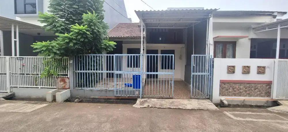 Di kontakan rumah Komplek Duta Bintaro Cluster Jimbaran