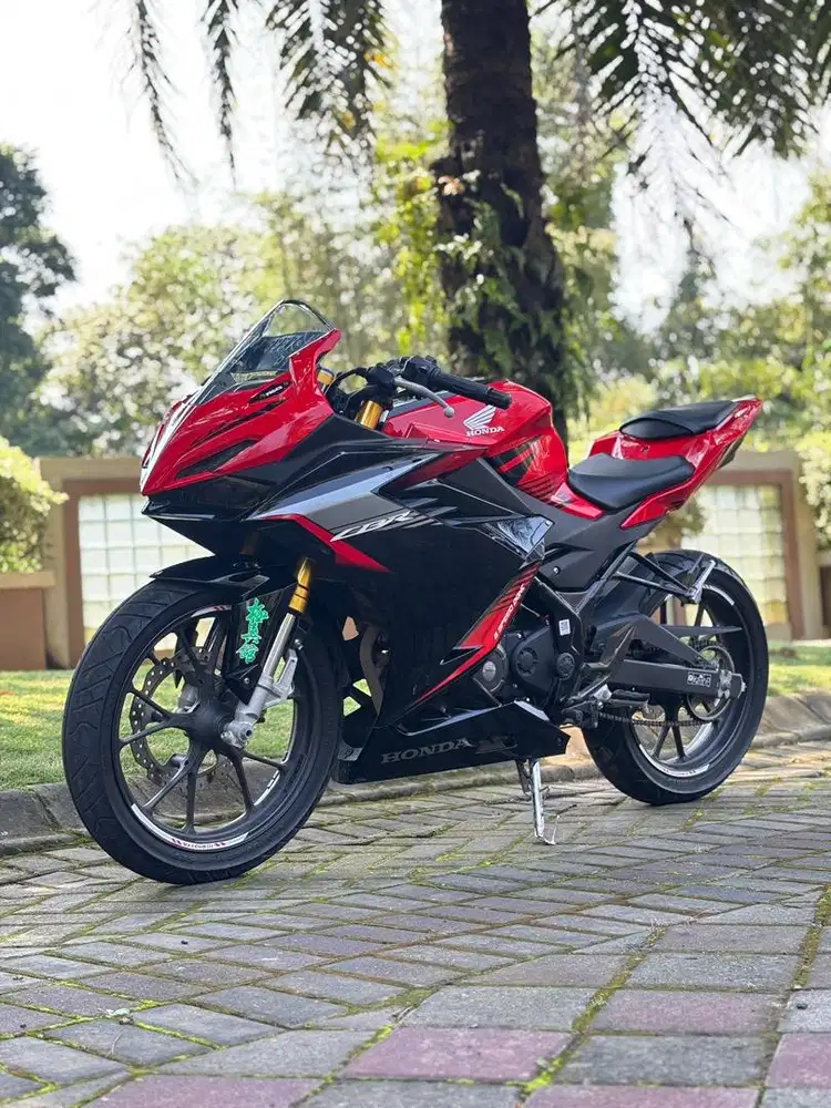 Honda CBR 150R thn 2021 Merah AHRT Odo 7rb Koko Motor