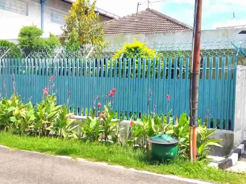Rumah Sewa Jalan Pulau Pulau, Klojen Malang 4 Kamar tidur, Bangunan luas Bersih  Siap huni SHM