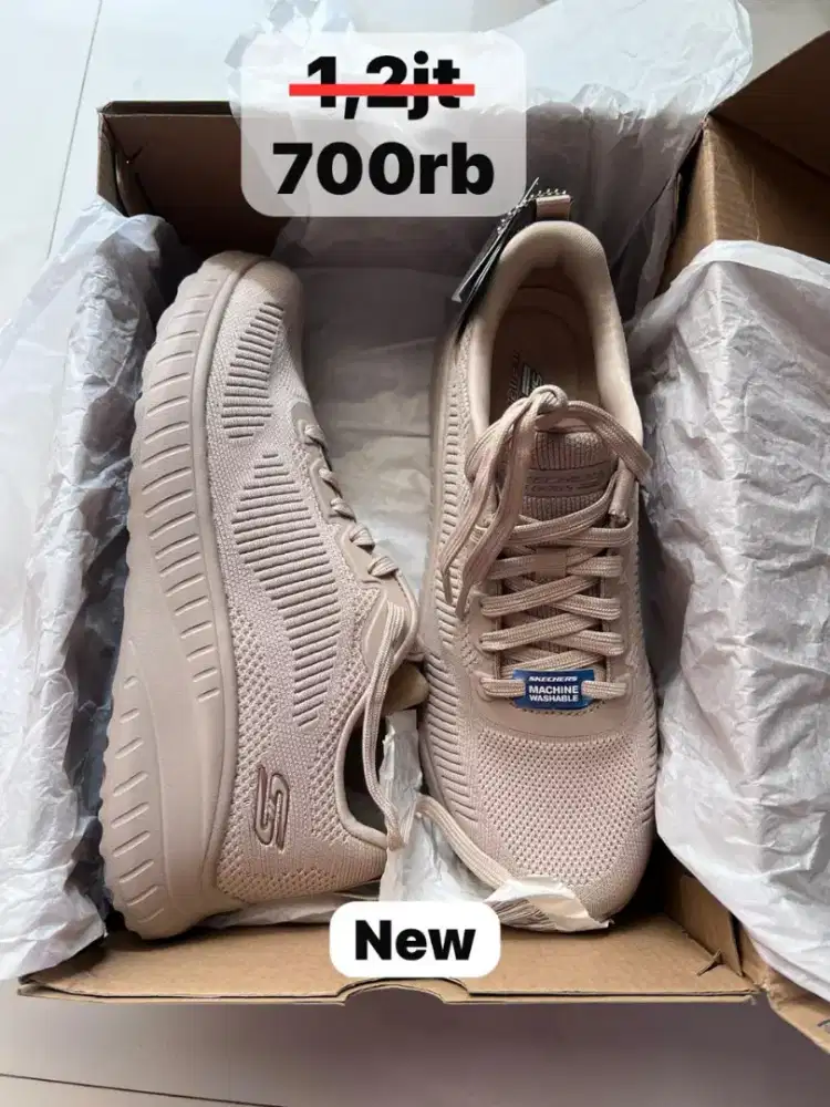Skechers unisex (bisa perempuan dan laki laki)