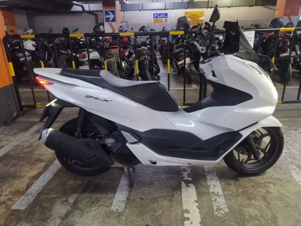 Honda PCX ABS 2021 White