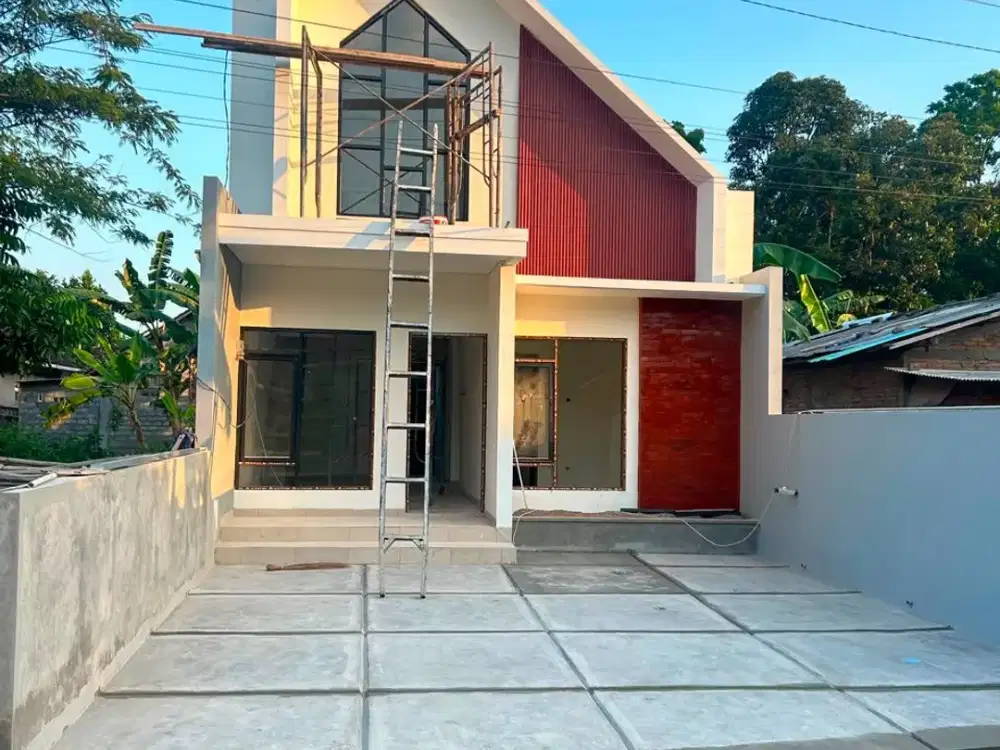 Miliki Rumah Scandinavian Mewah Konsep Mezzanine di Sleman - Plafon Tinggi, Sejuk, Carport Muat 2 Mobil