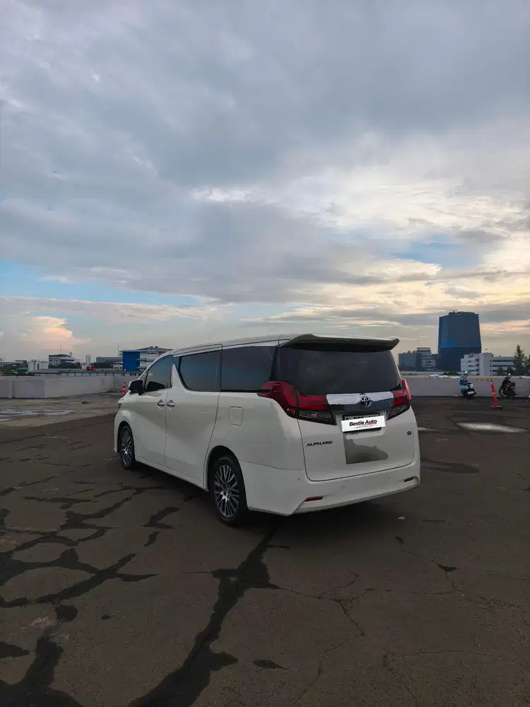 Toyota Alphard 2015 Bensin