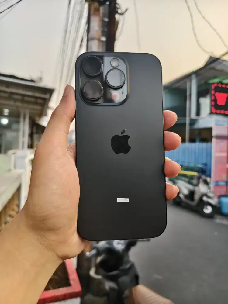 iPhone 16 pro/256, iBox