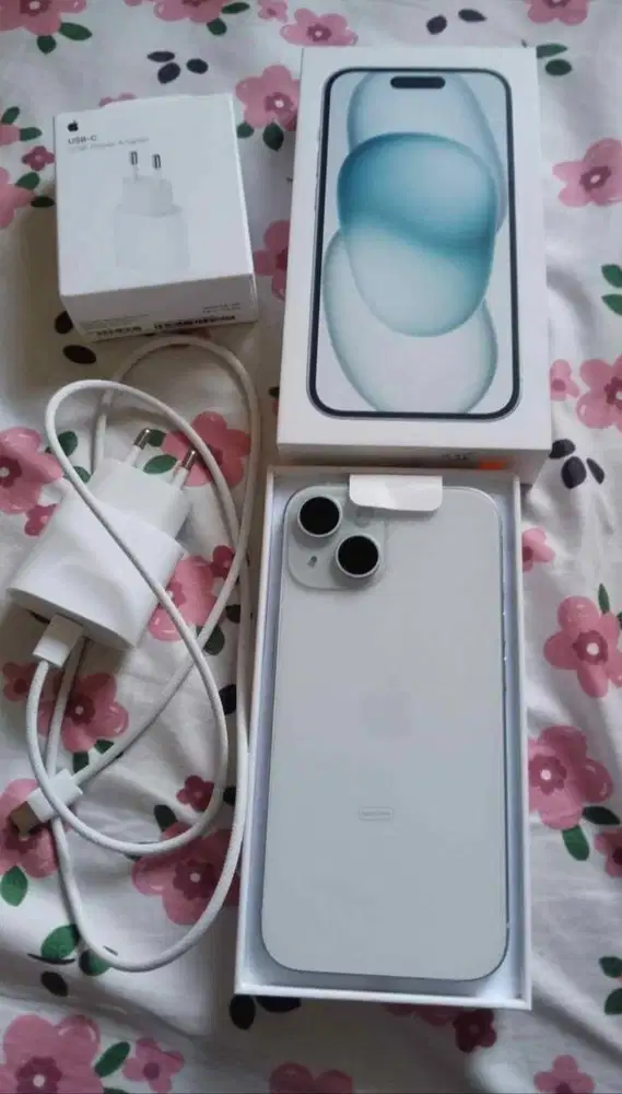 IPHONE 15 PEMAKAIN BARU 1 BULAN