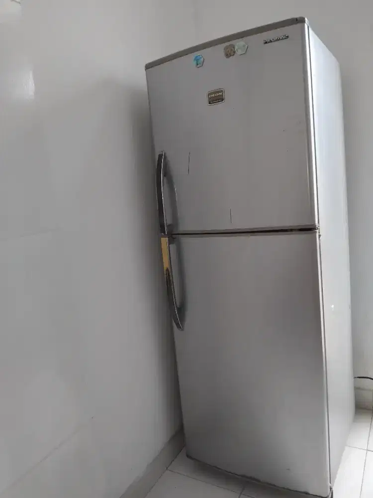 Kulkas 2 Pintu (Dingin)