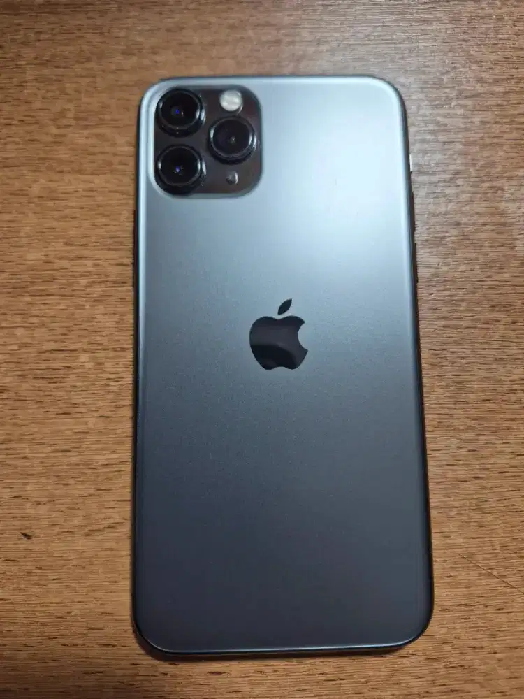 DIJUAL IPHONE 11 PRO 64GB
