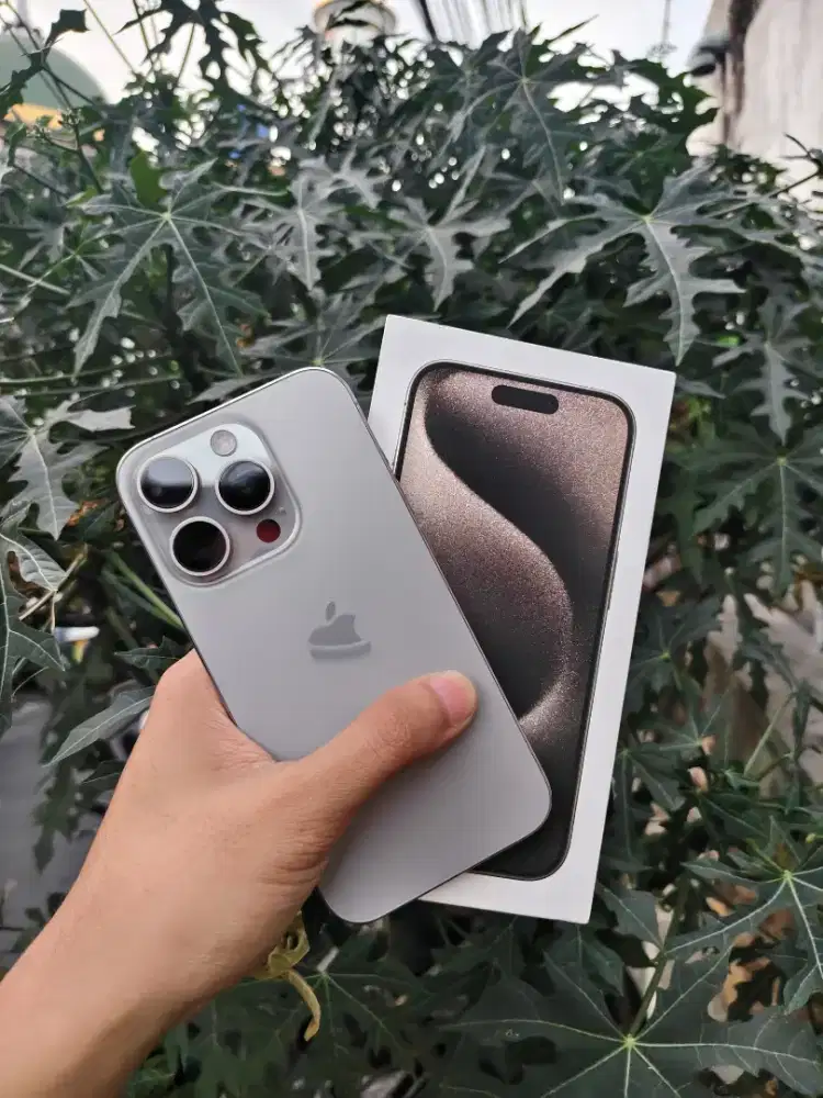 iPhone 15 pro/512, iBox