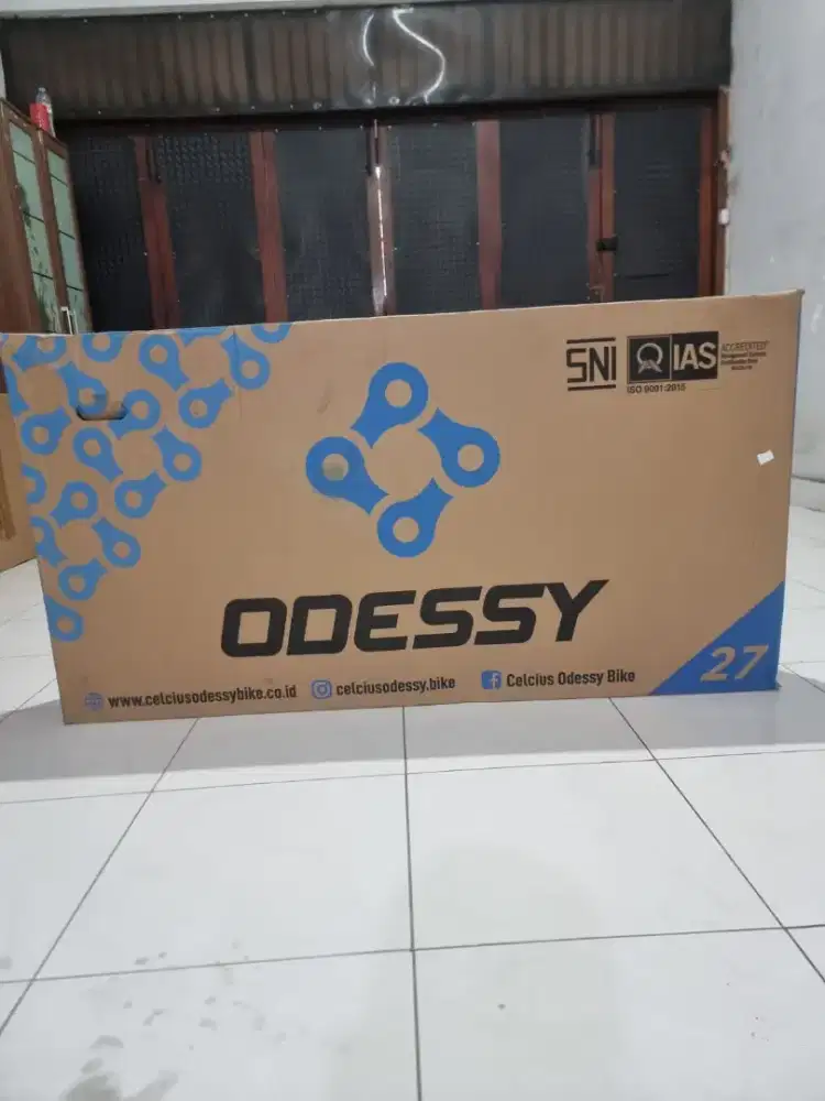 Sepeda balap odessy