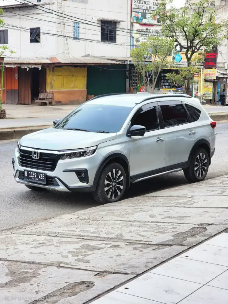 BRV PRESTIGE SENSING CVT 2023