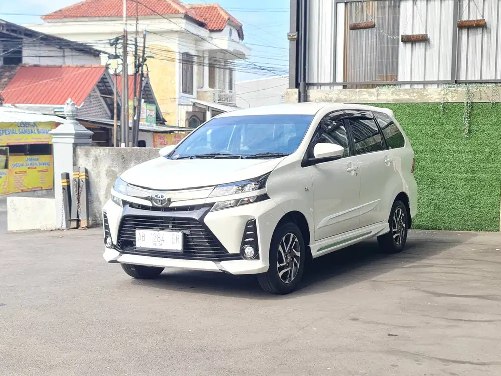 Avanza Veloz 1.5 2021 Matic km rendah