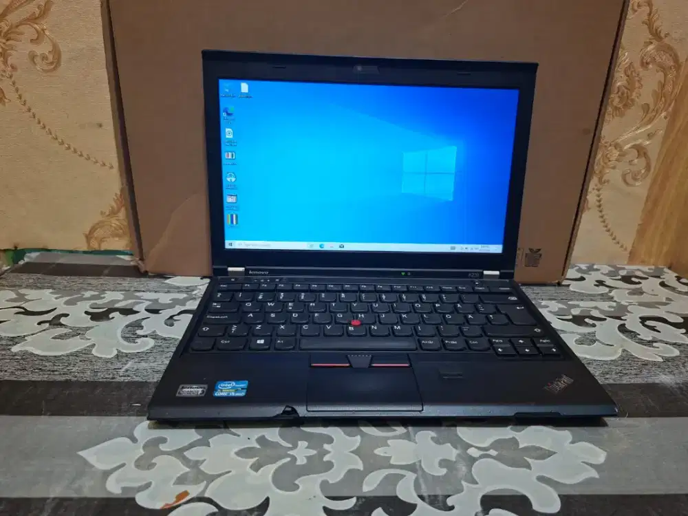 Laptop Lenovo Thinkpad X230 CORE I5 - 4GB -SSD 128GB -Display 12.5 Inc