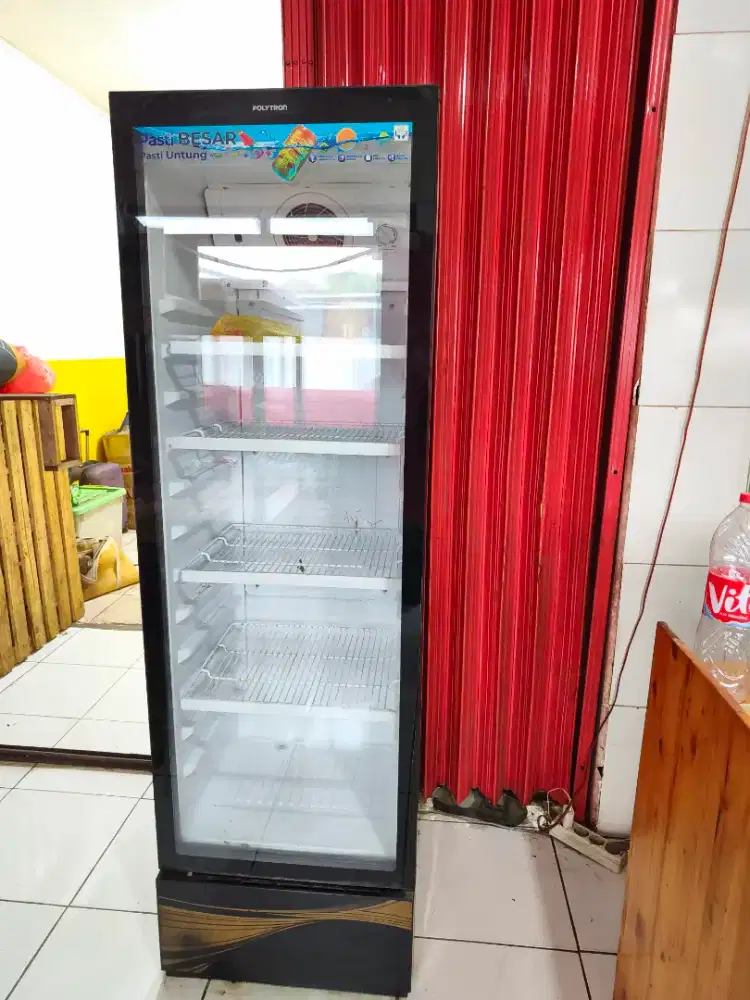 Showcase polytron 4 rak