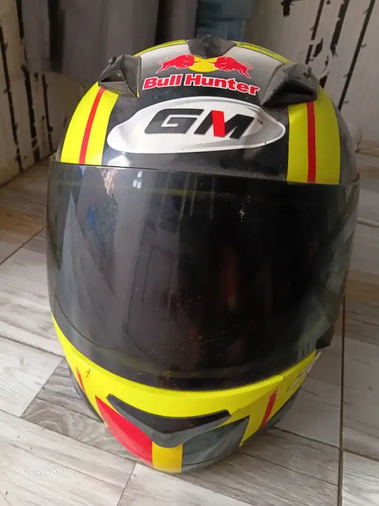 SPIRIT OF RACING GM HELMETS