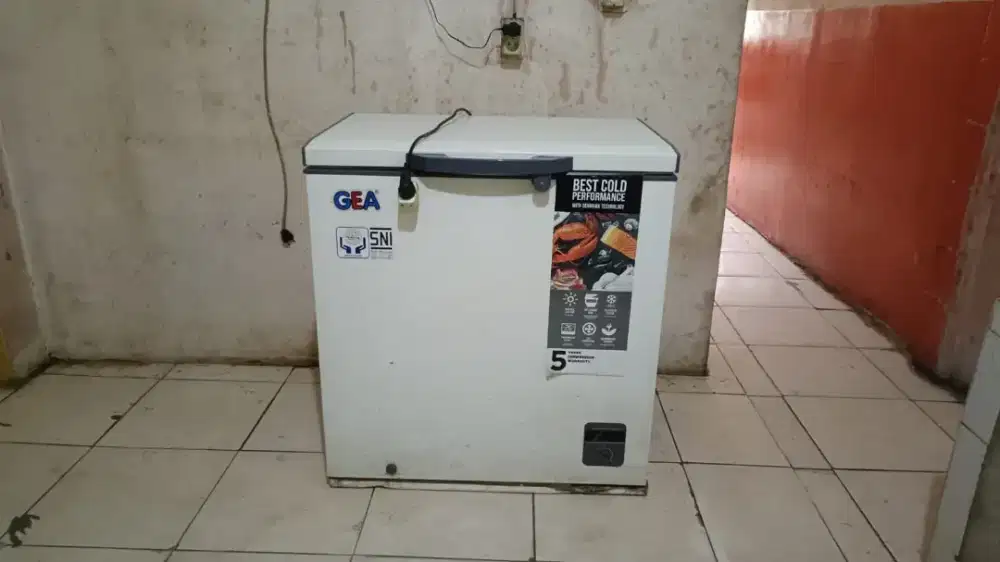 Freezer gea 200 liter