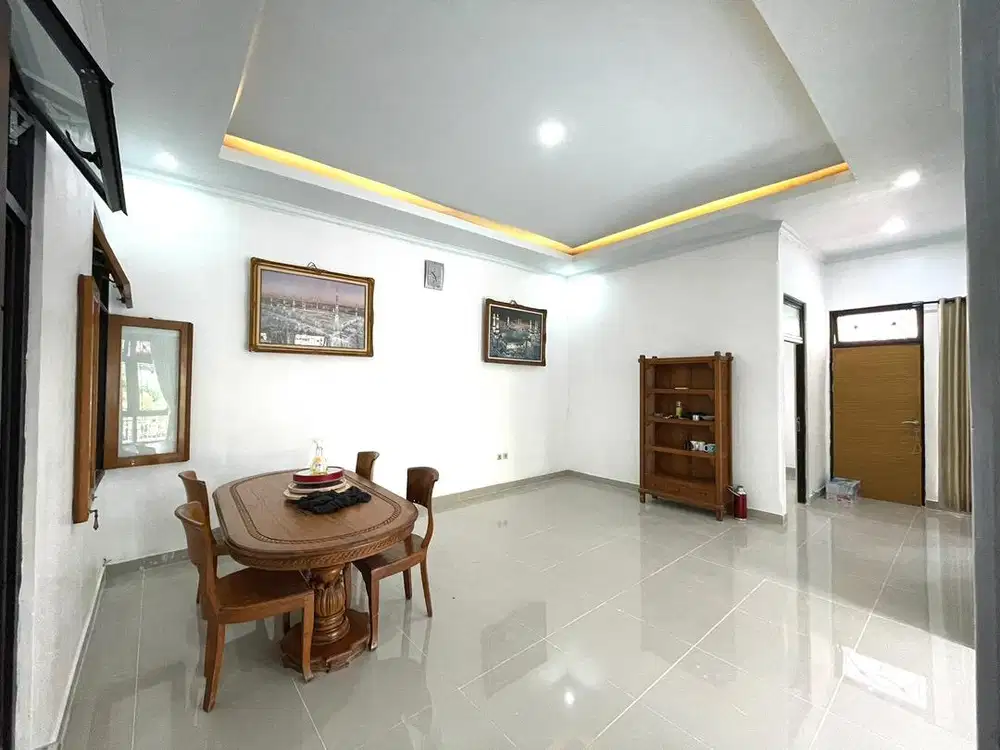Disewakan Sewa Dikontrakan Kontrak Rumah di Perum Mutiara Depok Estate